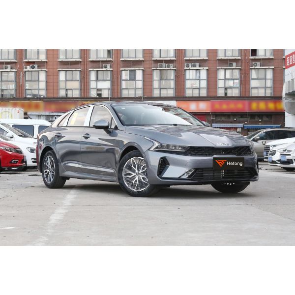 Kia K5 Sedan 4 Doors 5 Seats Left Steering Gasoline Cars 176kw Maximum Speed 220 Power