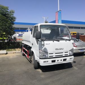 China 4000L ISUZU 100P Carbon Steel Water Tanker Water Sprinker Truck on sale