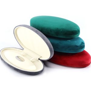 China Newest Customized Velvet Jewelry Box for Customized Luxury Bracelet Earrings Necklace on sale