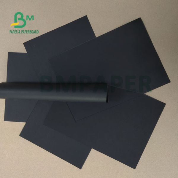 150gsm 200gsm Black Kraft Paper Board For Gift Packing 70 x 100cm Good Stiffness