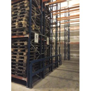 Forklift Trucks Cross Bridge Pallet Rack Shelving