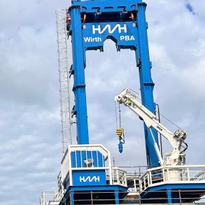 2.5T14M Offshore Drilling Rig Crane