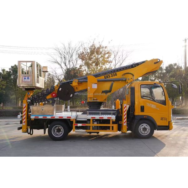 Factory HOWO 33M Telescopic Boom Bucket Truck Aerial Work Vehicle for High-Altitude Operation Trucks