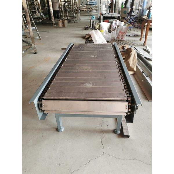 Buy                  Robust Extendible Gravity Roller Conveyor for Unloading Container              at wholesale prices