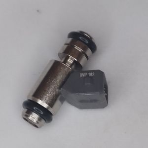 China Magneti Marelli Iwp 182 Fuel Injector In Petrol Engine Vespa Fuel Injector For Piaggio Gilera on sale