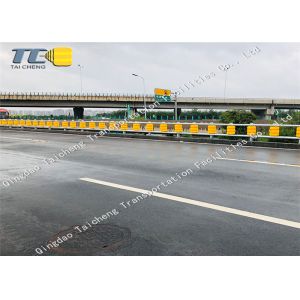 Polyurethane Roller Highway Crash Barrier Orange / Yellow Eco Friendly