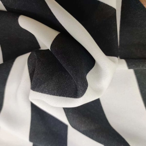 Buy 100% Polyester Coarse Stripe 92G Chiffon Fabric Breathable at wholesale prices