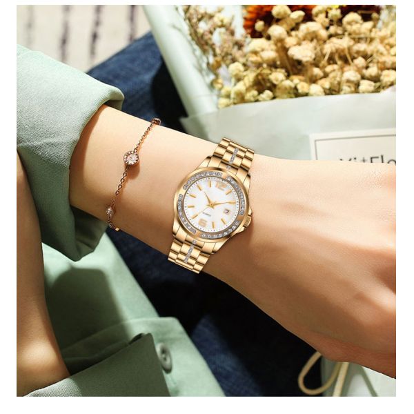 Classic Romantic Stainless Steel Alloy Case Encrusted Diamond Quartz Watch For Women