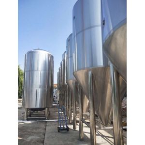 3mm Conical Fermentation Vessel 8000L Conical Jacketed Tank