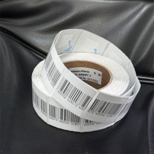 EAS 8.2MHz RF Security Soft Label 40 X 40mm Coated Paper With Bar Code
