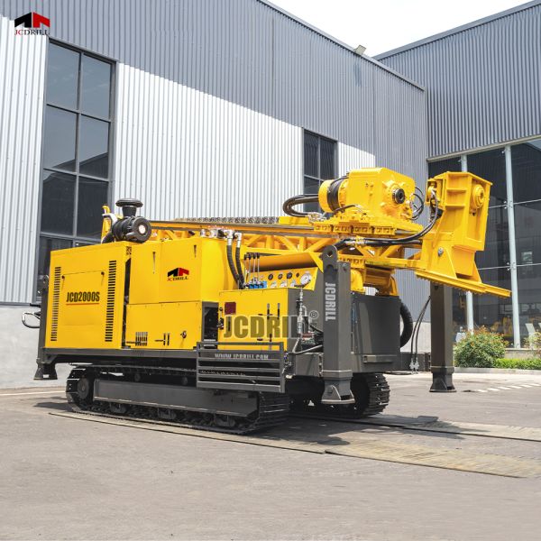 2000M Depth Crawler Mounted Fully Hydraulic Mining Core Drilling Rig For Geological Quarry Exploration