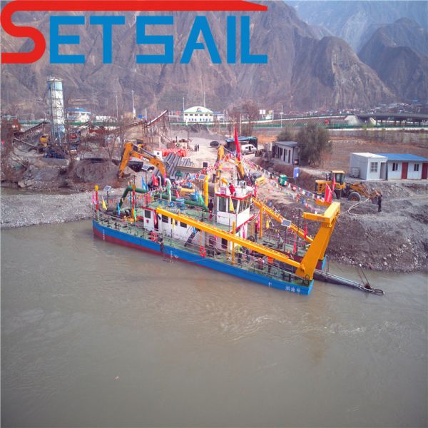 18 Inch Cutter Suction Dredger Vessel with Hydraulic Pump
