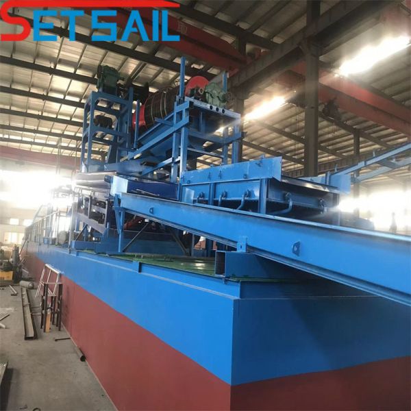 Diesel Engine Chain Bucket Sand Dredger for Reservoir Dredging