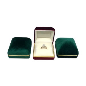 China Lightweight Square Metallic Logo Velvet Necklace Gift Box on sale