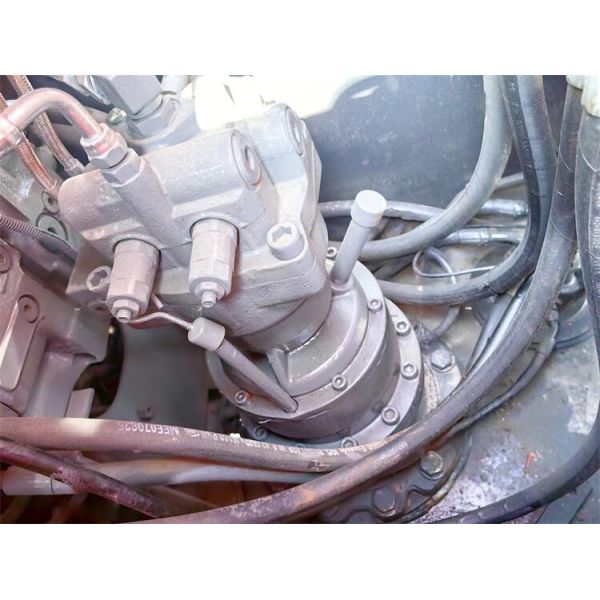 12 TON Second Hand Hitachi Excavators Hitachi EX120 Excavator Versatile Design