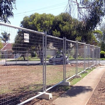 Hot Dipped Galvanized Wire Mesh Fence Removable Temporary Fence