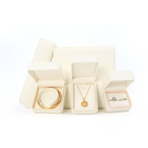 White Leather Jewelry Box big Jewelry Set Packaging With Customized Logo