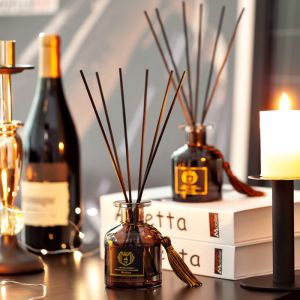 Luxury Design Glass Reed Diffuser Decorative Reed Diffuser With Stick 50ml