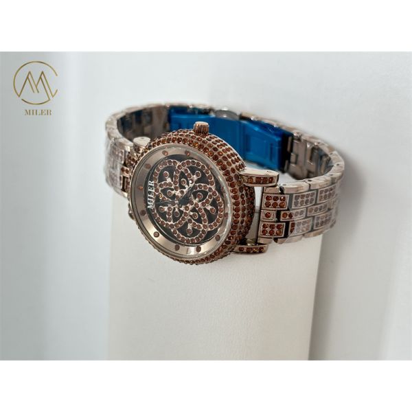 Stainless Steel Strap Quartz Wrist Watch Mineral Dial Window Material Type for Performance and Hot Competition