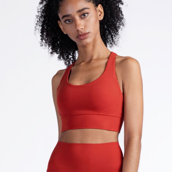 Buy OEM/ODM Bust Line Design Beautiful cross straps Back Three Dimensional Sense Yoga Tank Top Spring Activewear Yoga Vest at wholesale prices