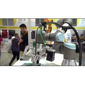 China Programmable Robotic Arm UR5 with Robotiq robot gripper for  6 Axis Cobot on sale