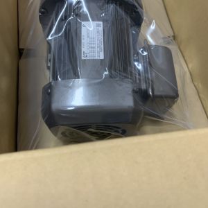 Mitsubishi GM-D AC Servo Motor 3 PHASE 0.4KW 400-440V 50/60HZ 150/180RPM IP44