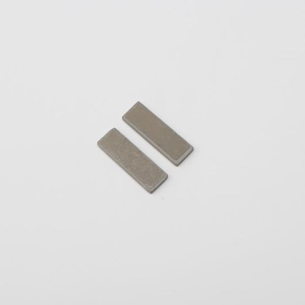 Self-Regulating Ceramic PTC Heating Element with 3.5R to 1200R Resistance and 3.7V to 265V Voltage for Automotive Applications