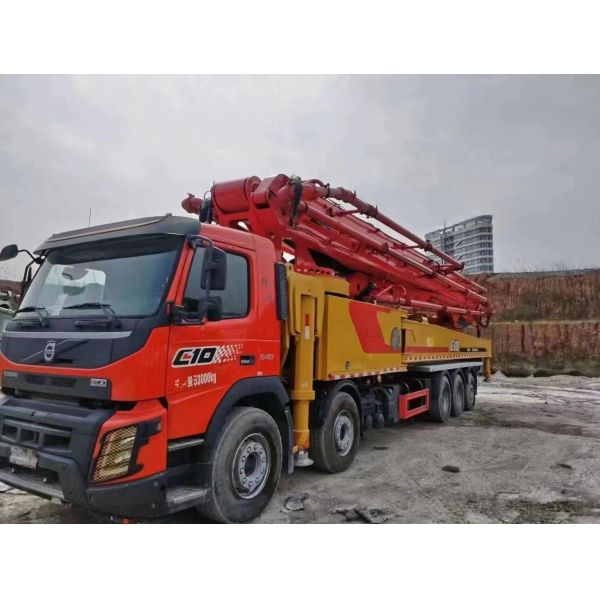 Used Concrete Pump Truck Construction Machinery 67m Volvo and Cylinder Type