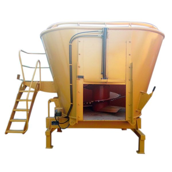 Buy 4cbm Animal Livestock Feed Paddle Mixer Cattle Fodder Mixing Machine TMR at wholesale prices