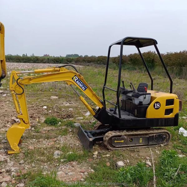 11.2kw Mini Crawler Excavator Komatsu PC18 Used Excavator with Original Hydraulic Valve