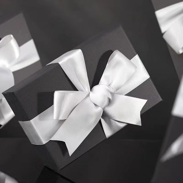 Customized Luxury Gift Box Matt Finish Carboard Paper Packaging Box