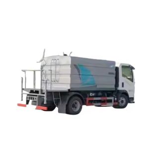 China HOWO 4x2 3CBM 3000 Liter Water Tank Truck Dust Suppression Water Sprinkler Truck 6 Wheel Water Spray Truck on sale
