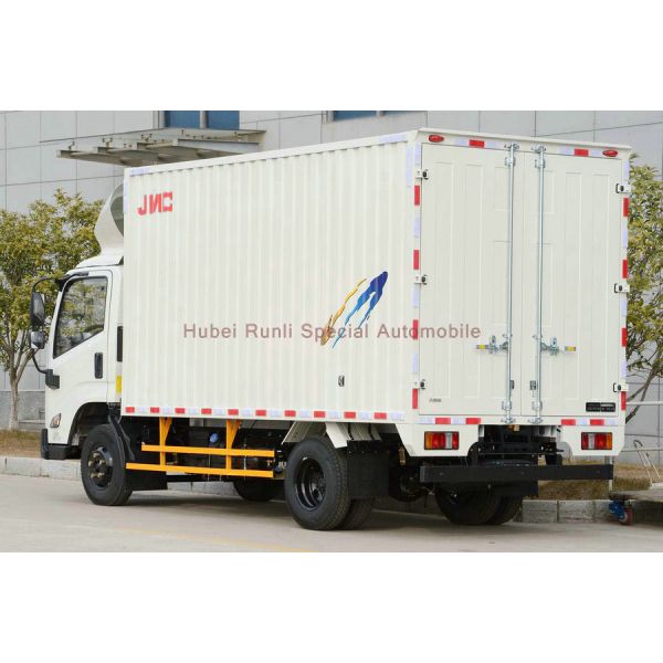 4x2 JMC Single Cabin Small Light Van Truck 3Tons 5Tons Closed Box Truck Best Price For Sales