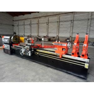 Easy To Operate Horizontal Lathe Machine For Metal Turning And Machining