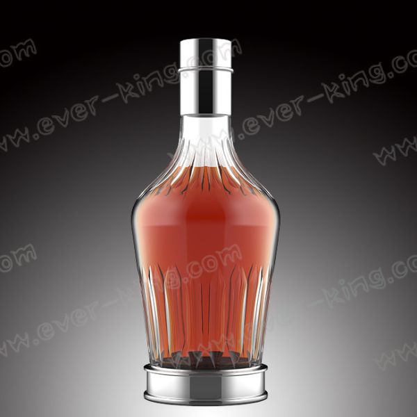 Buy Heat Resistant Clear 750ML Rum Glass Bottle With Metal Cap at wholesale prices