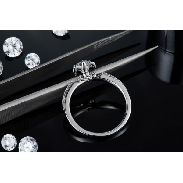 Flower Cut Moissanite Engagement Ring Unique 14KN White Gold Ring Moissanite Engagement Ring