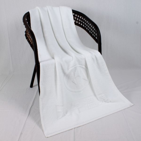 Buy Polyester Hotel Collection Washcloths at wholesale prices