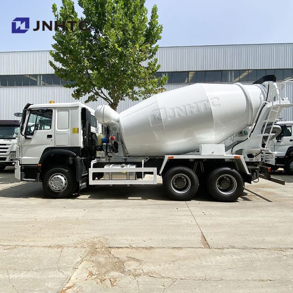 Buy SINOTRUK HOWO Concrete Mixing Truck 6x4 10 Wheels 400HP Concrete Mixer Truck Cheap And Fine at wholesale prices