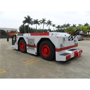 Wide View Driving Cabin B717 Aircraft Tow Tractor