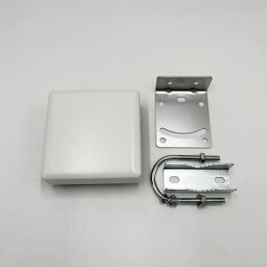 UWB CH2 3.7-4.2G 37700-4200M 10dbi Single Polarization Directional Antenna