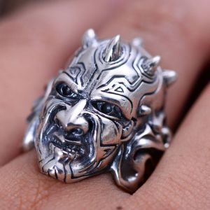 Fashion Design Chunky Thai 925 Silver Men Ring (XH052064)