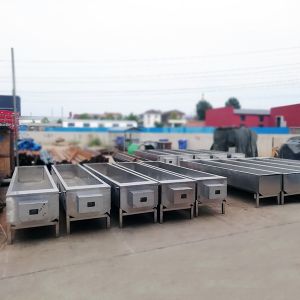 Double Wall Thickness 1mm Animal Drinking Trough With Electrical Heating