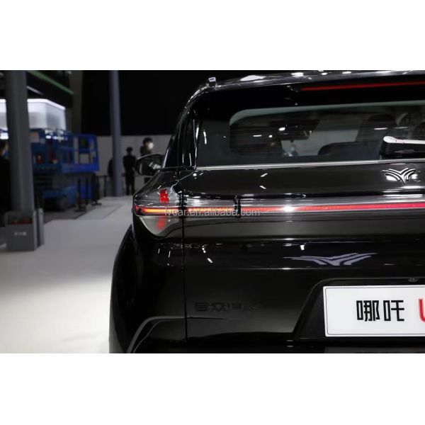 Energy Vehicles Neta U Nezha U-II 500 Pure Electric Motor Power SUV for Adult Optional