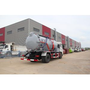 Dongfeng 4x2 Cleaning Suction Truck Manual Transmission Gross Vehicle Weight