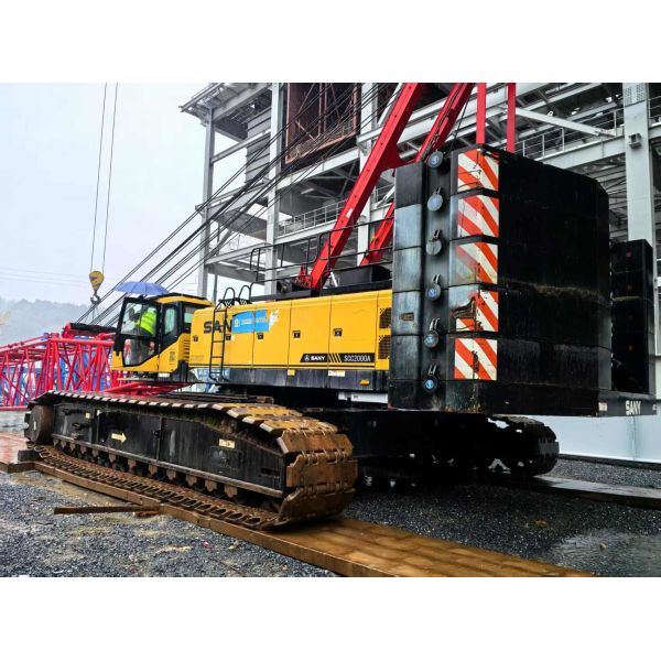 2019 Sany SCC2000A Crawler Crane Cummins Engine 247 KW Rated Power Kawasaki