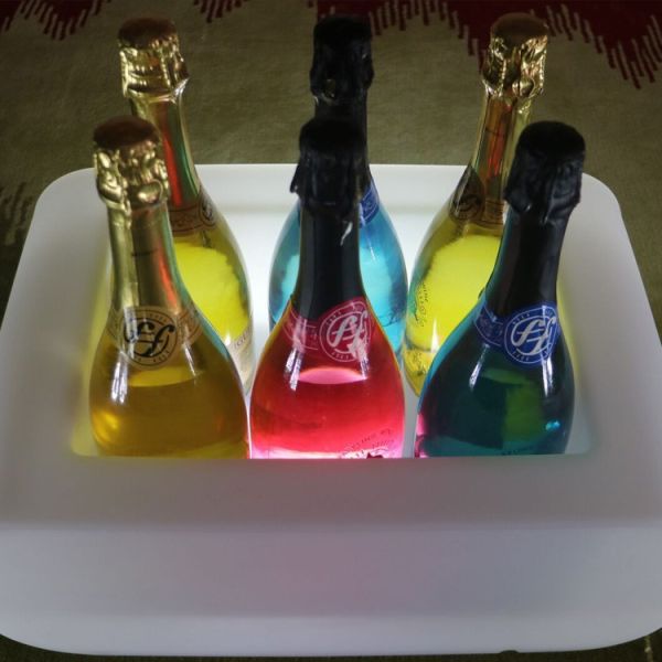 CE/ ROHS Certificate SMD 5050 PE Plastic LED Ice Bucket 16 Colors Changing Illuminated