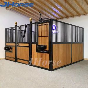 Quality Welded Front Horse Stable Panels Customizable Lengths Powder Coated or Galvanized Finishes for sale