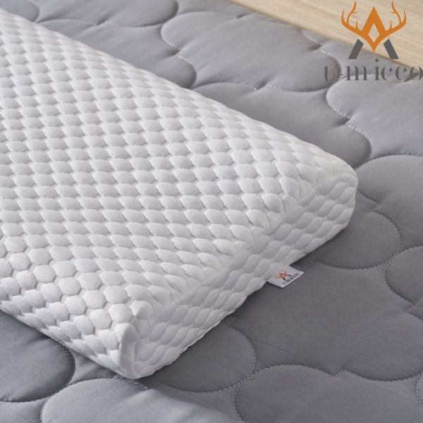 Rectangular Anti Bacterial Pillow White Cotton Microorganism Inhibiting Pillow