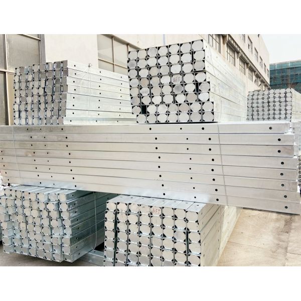 8FT 10FT Galvanized Steel Cross Arm Brace Q235 Rectangular Tube Trasmission Line
