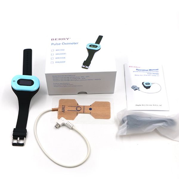 Wrist Pulse Oximeter With Atmospheric Pressure 86kPa - 106kPa Spo2 And Heart
